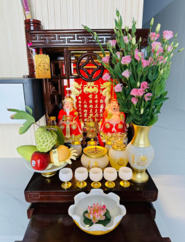 Bàn Thờ Thần Tài Mái Bằng Sứ Đỏ